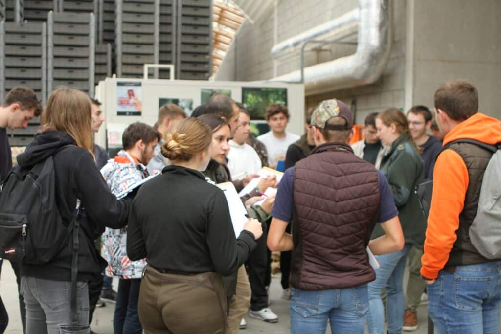 Photo 1 : Visite du Comptoir des Graines de Marche-en-Famenne (B)